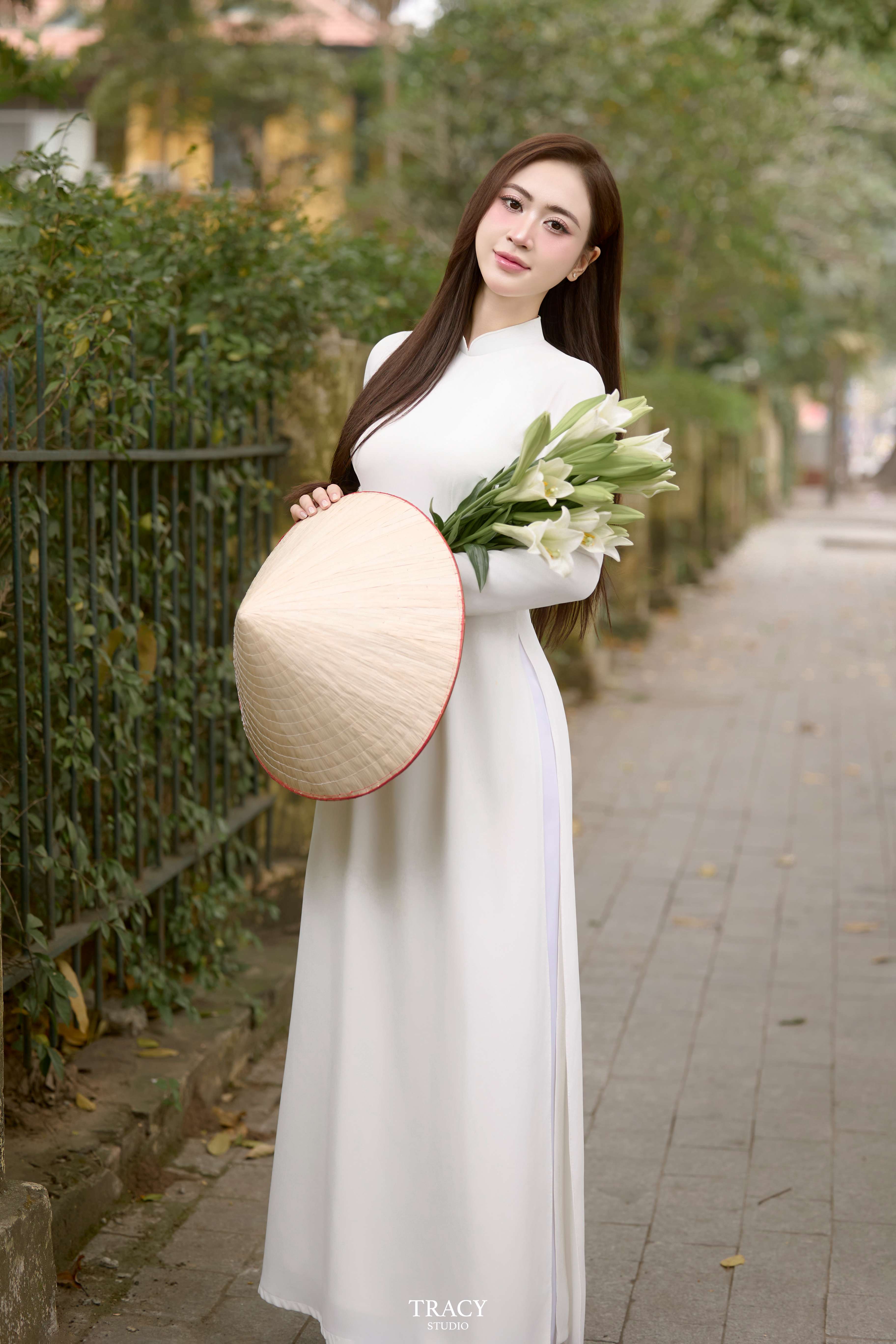 tracy studio chụp concept áo dài hoa huệ